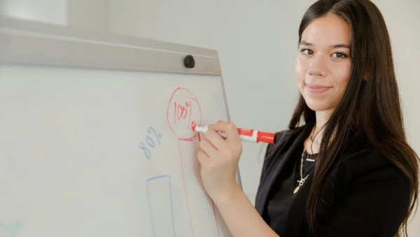 图片[1]-【ai精翻】演讲专家：AI & GPT、Pitch Deck、商业演讲-土狗cg资源站