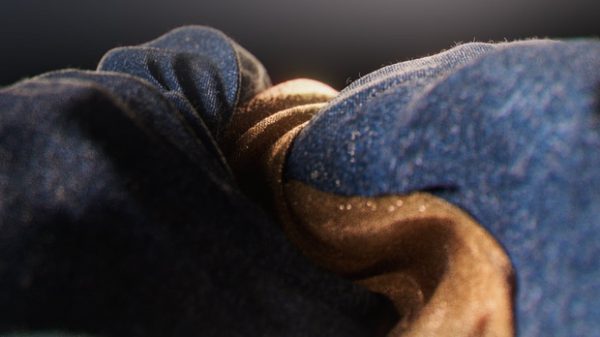 图片[6]-【限时补票价】林克精翻-8小时炫酷粒子动态案例-土狗cg资源站