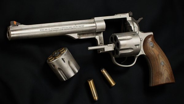 图片[6]-【限时补票价】超写实红鹰左轮手枪二合一-土狗cg资源站